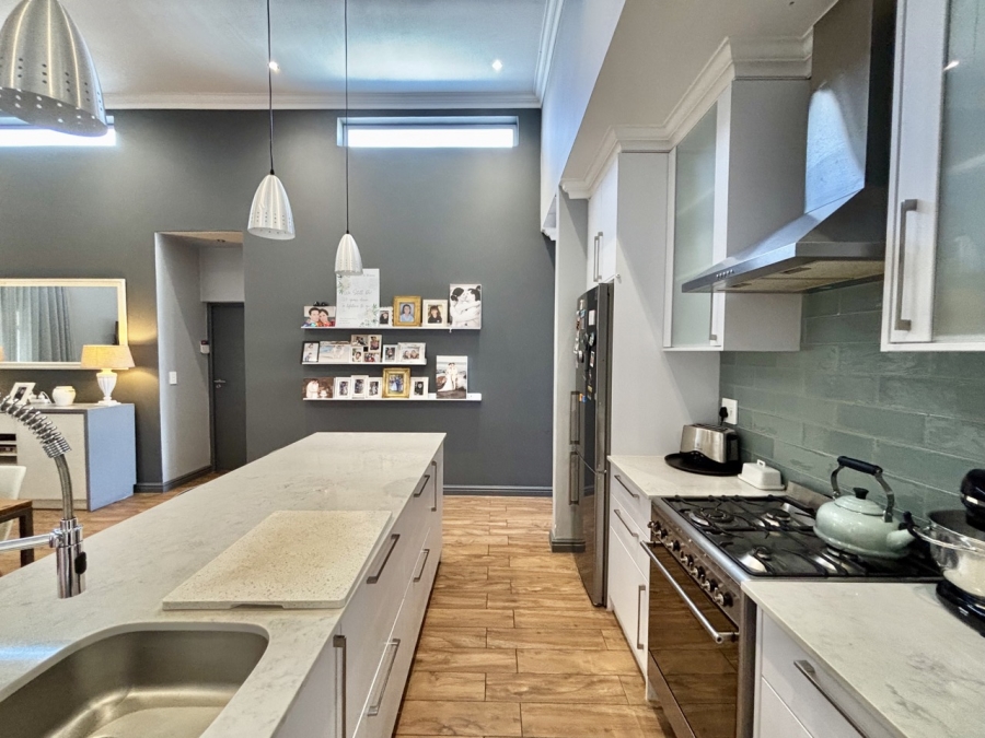 3 Bedroom Property for Sale in Sandown Western Cape